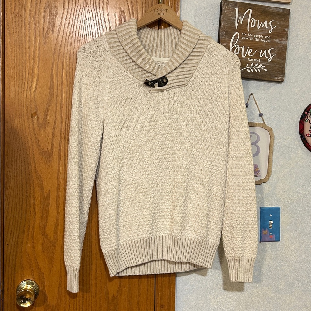 H&M Cream Colored Sweater - Men’s Size Small